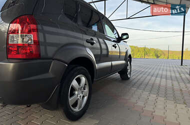 Внедорожник / Кроссовер Hyundai Tucson 2008 в 