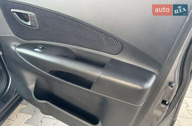 Внедорожник / Кроссовер Hyundai Tucson 2008 в 