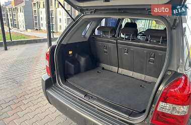 Внедорожник / Кроссовер Hyundai Tucson 2008 в 