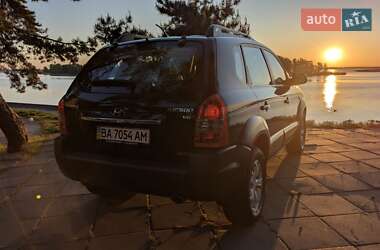 Внедорожник / Кроссовер Hyundai Tucson 2008 в 