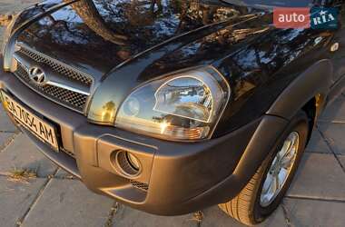 Внедорожник / Кроссовер Hyundai Tucson 2008 в 