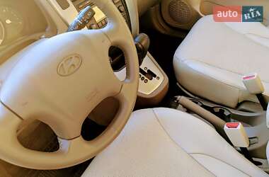 Внедорожник / Кроссовер Hyundai Tucson 2008 в 