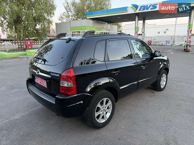 Позашляховик / Кросовер Hyundai Tucson 2006 в Лубнах