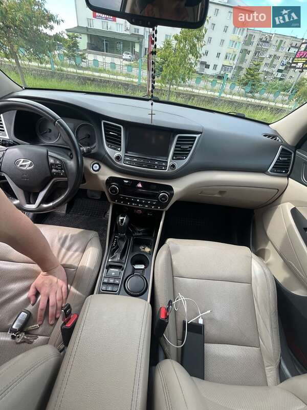 Внедорожник / Кроссовер Hyundai Tucson 2017 в Самборе