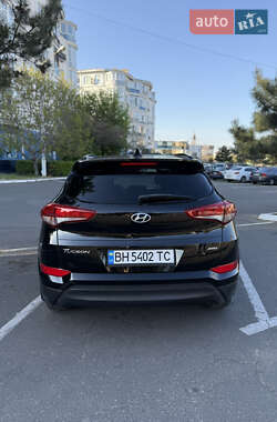 Внедорожник / Кроссовер Hyundai Tucson 2018 в 
