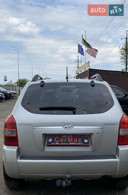 Внедорожник / Кроссовер Hyundai Tucson 2006 в 