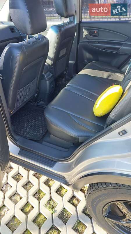 Внедорожник / Кроссовер Hyundai Tucson 2007 в Харькове фото 10 Внедорожник / Кроссовер Hyundai Tucson 2007 в Харькове
