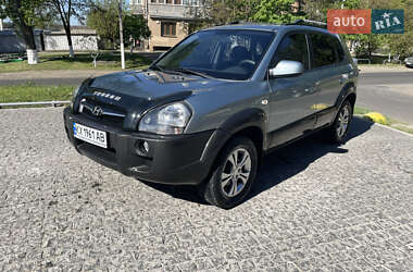 Внедорожник / Кроссовер Hyundai Tucson 2008 в 