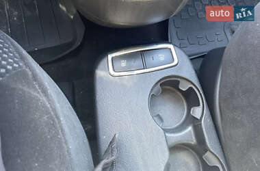 Внедорожник / Кроссовер Hyundai Tucson 2008 в 