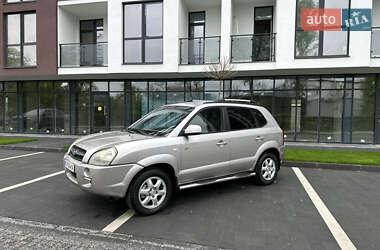 Внедорожник / Кроссовер Hyundai Tucson 2004 в 