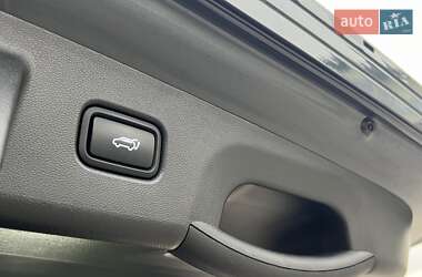 Внедорожник / Кроссовер Hyundai Tucson 2021 в 