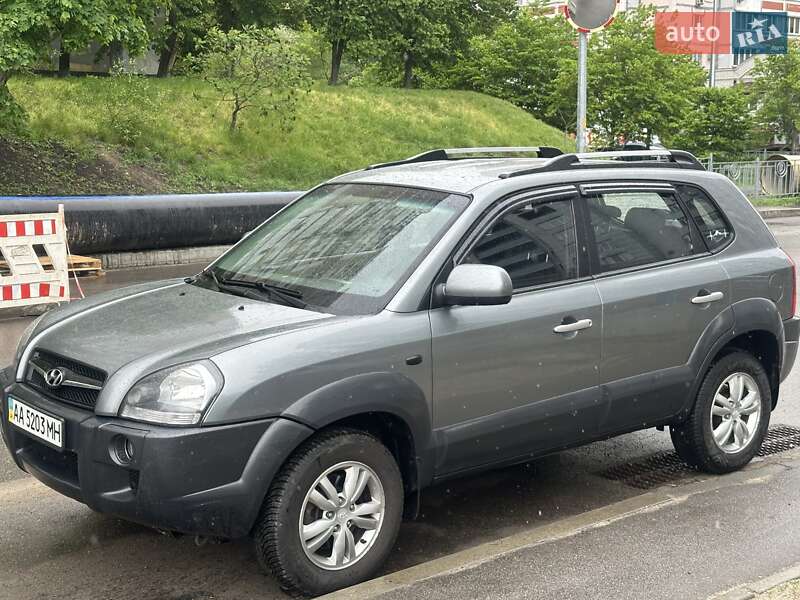 Позашляховик / Кросовер Hyundai Tucson 2012 в Києві