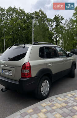Позашляховик / Кросовер Hyundai Tucson 2005 в 
