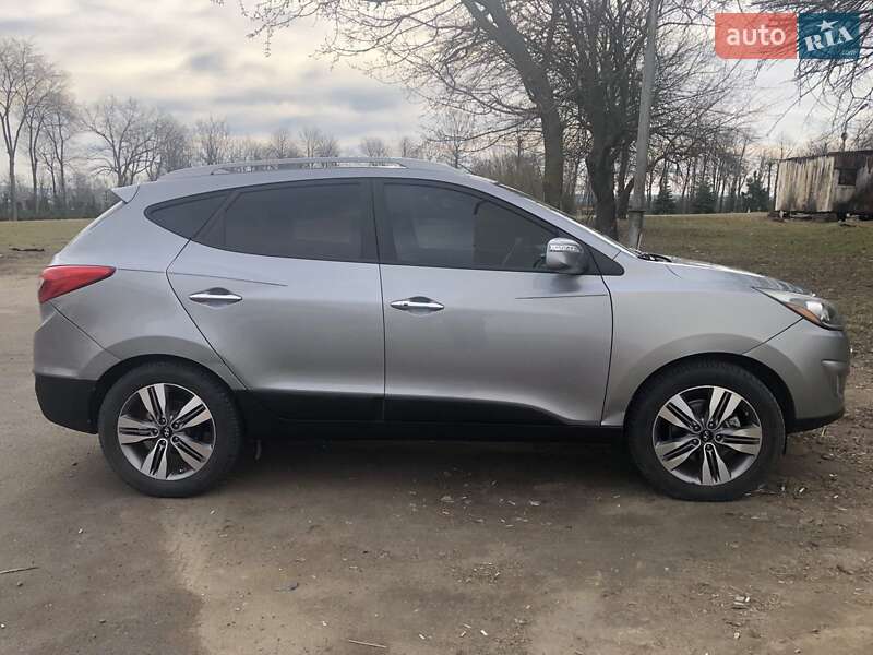 Позашляховик / Кросовер Hyundai Tucson 2014 в Ладижині