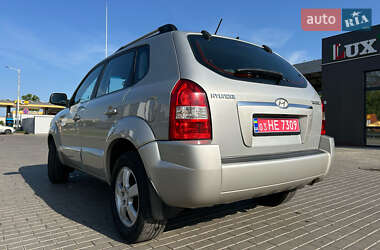 Позашляховик / Кросовер Hyundai Tucson 2007 в 