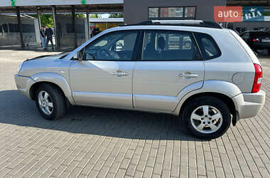 Позашляховик / Кросовер Hyundai Tucson 2007 в 