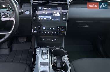 Позашляховик / Кросовер Hyundai Tucson 2021 в 