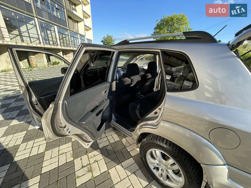 Позашляховик / Кросовер Hyundai Tucson 2006 в Буську