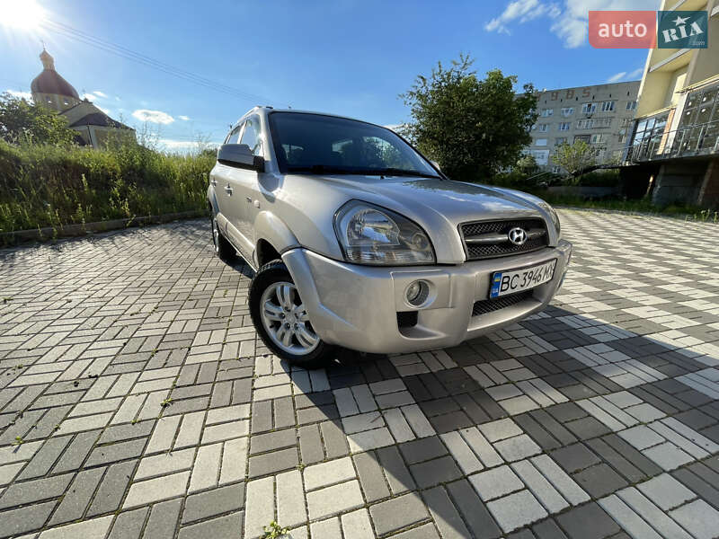 Позашляховик / Кросовер Hyundai Tucson 2006 в Буську