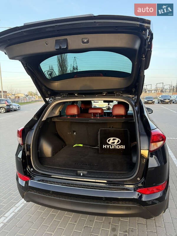 Позашляховик / Кросовер Hyundai Tucson 2017 в Львові