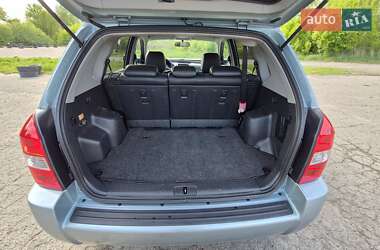 Внедорожник / Кроссовер Hyundai Tucson 2006 в 
