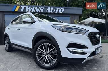 Внедорожник / Кроссовер Hyundai Tucson 2017 в 