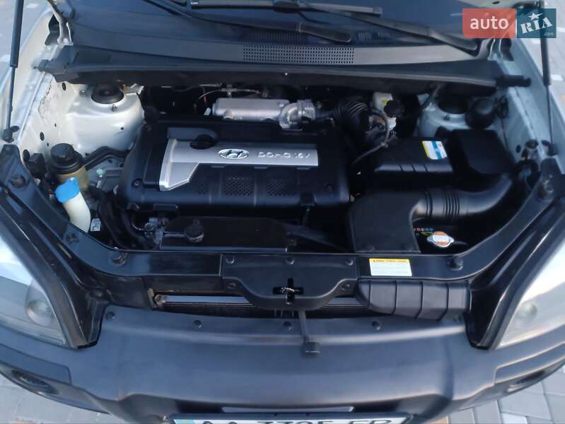 Позашляховик / Кросовер Hyundai Tucson 2006 в Києві