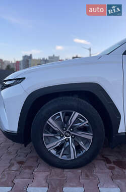 Внедорожник / Кроссовер Hyundai Tucson 2021 в 