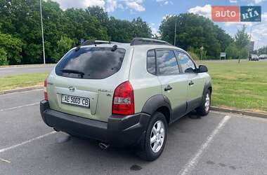 Позашляховик / Кросовер Hyundai Tucson 2005 в 