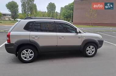 Позашляховик / Кросовер Hyundai Tucson 2008 в 