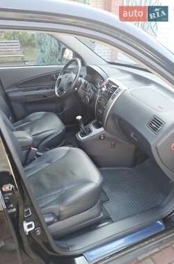 Позашляховик / Кросовер Hyundai Tucson 2008 в 