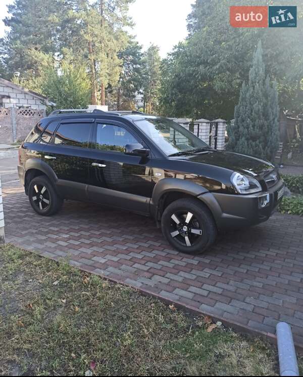 Позашляховик / Кросовер Hyundai Tucson 2008 в 
