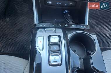 Позашляховик / Кросовер Hyundai Tucson 2021 в 