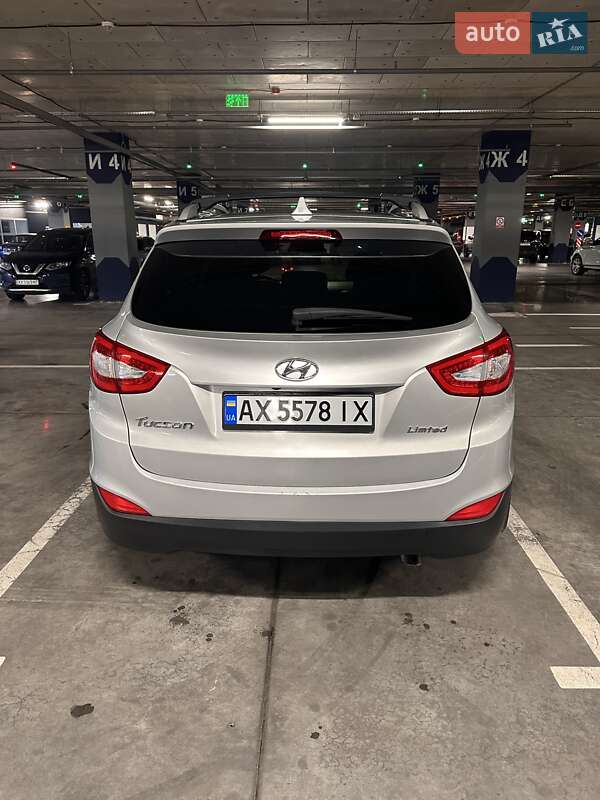 Позашляховик / Кросовер Hyundai Tucson 2014 в Харкові