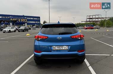 Позашляховик / Кросовер Hyundai Tucson 2017 в 