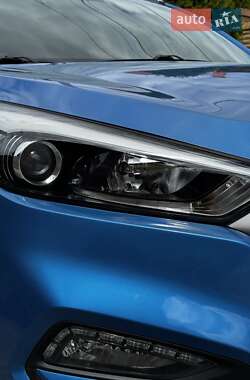 Позашляховик / Кросовер Hyundai Tucson 2017 в 