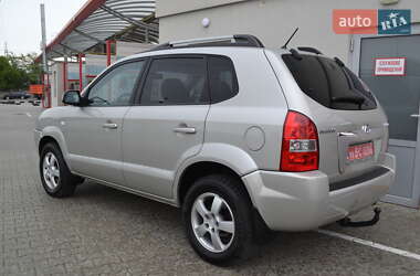 Внедорожник / Кроссовер Hyundai Tucson 2008 в 