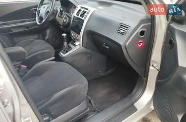 Внедорожник / Кроссовер Hyundai Tucson 2010 в 