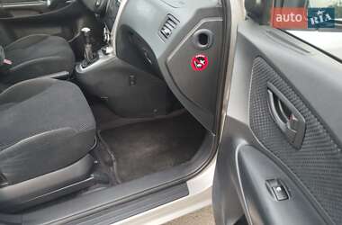 Внедорожник / Кроссовер Hyundai Tucson 2010 в 
