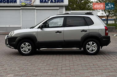 Внедорожник / Кроссовер Hyundai Tucson 2007 в 