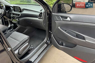 Позашляховик / Кросовер Hyundai Tucson 2019 в 