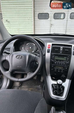 Внедорожник / Кроссовер Hyundai Tucson 2008 в 