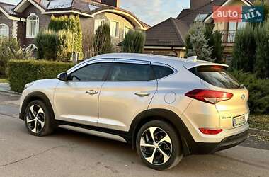Позашляховик / Кросовер Hyundai Tucson 2018 в 