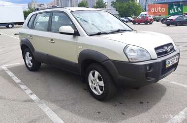 Внедорожник / Кроссовер Hyundai Tucson 2007 в 