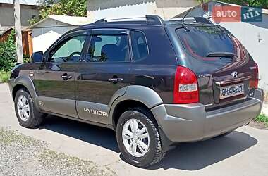 Позашляховик / Кросовер Hyundai Tucson 2012 в 