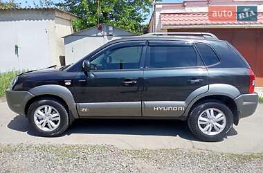 Позашляховик / Кросовер Hyundai Tucson 2012 в 