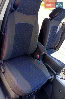 Позашляховик / Кросовер Hyundai Tucson 2012 в 