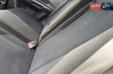Внедорожник / Кроссовер Hyundai Tucson 2010 в 
