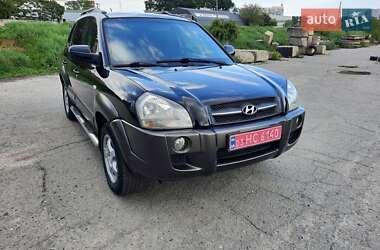 Внедорожник / Кроссовер Hyundai Tucson 2006 в 