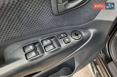 Внедорожник / Кроссовер Hyundai Tucson 2006 в 